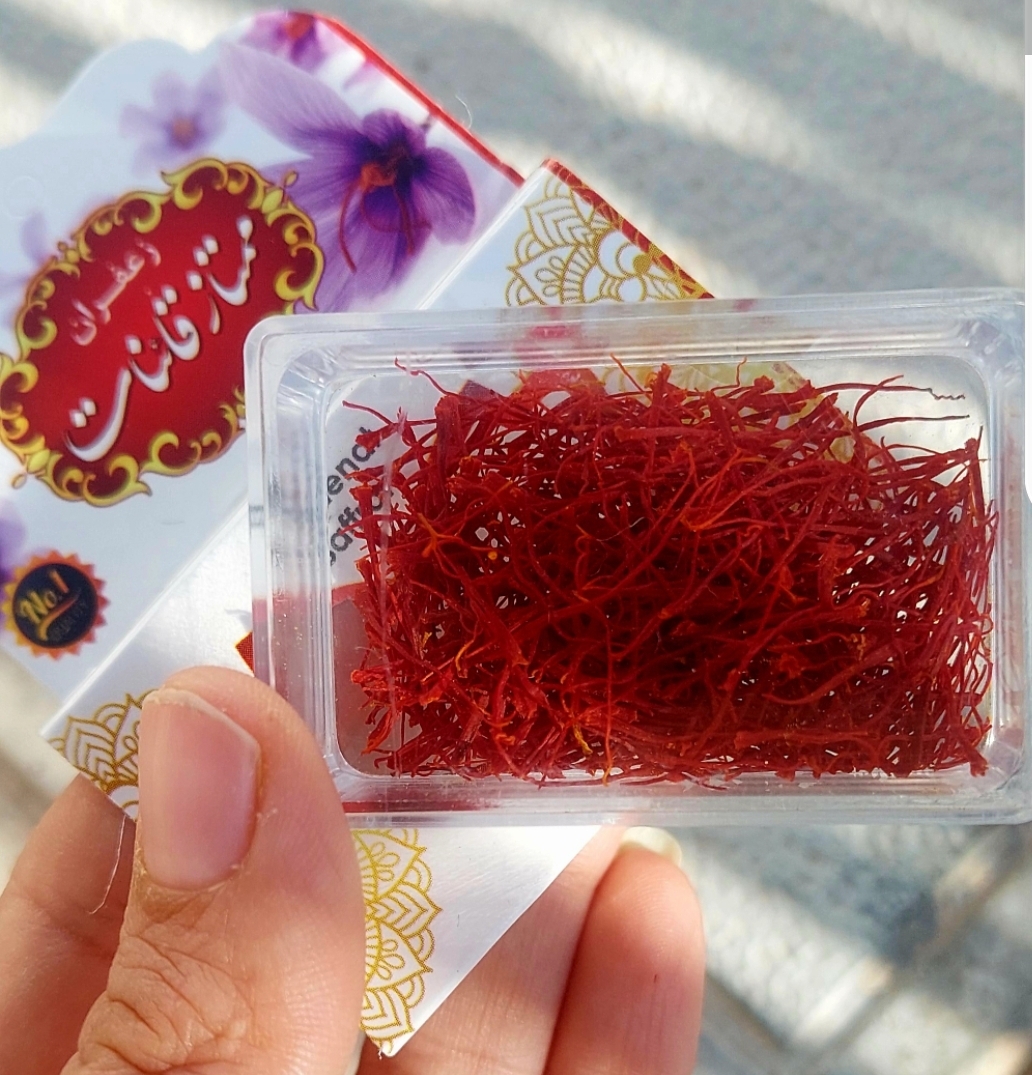 زعفران نگین سنتی قائنات یک گرمی