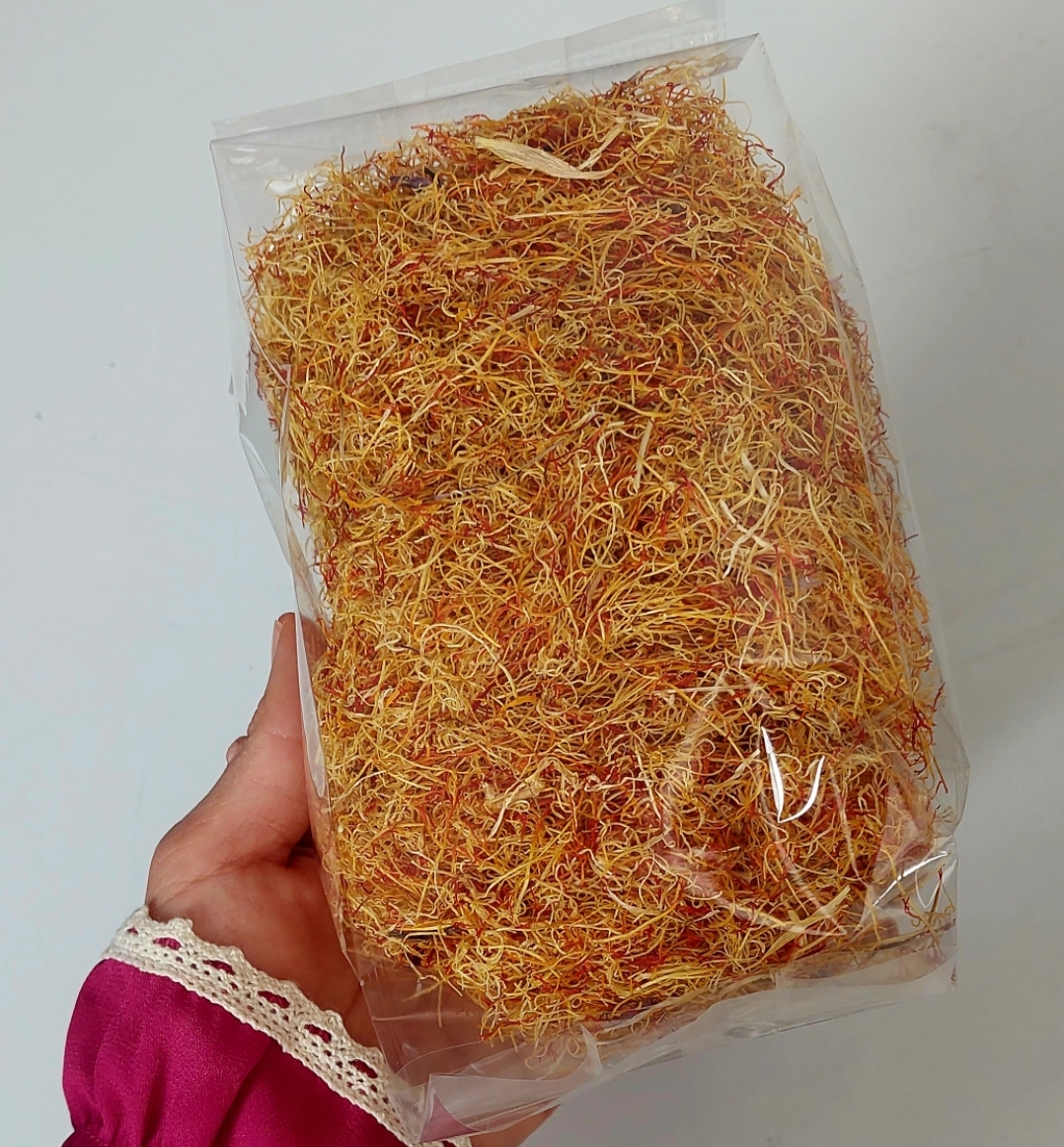 ریشه زعفران پرسرخ ده مثقالی